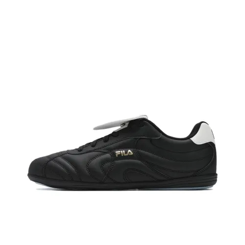 FILA Anti Slip Wear Resistant Soccer Shoes Men's Black
