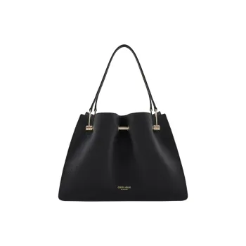 AMANI Calfskin Shoulder Bag Small Size Women's Black