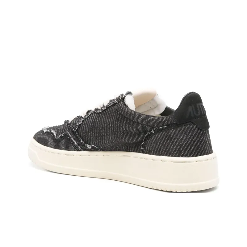 AUTRY Medalist Low Top Skateboard Shoes Women's Black-2