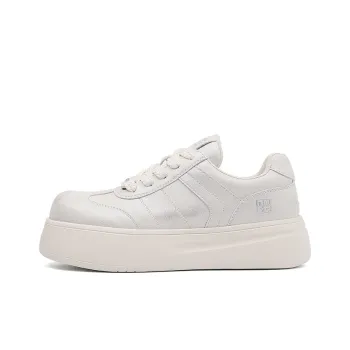 BURGELY Lightweight Low-Top Skateboard Shoes Women's