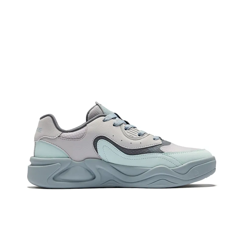 Erke The Clouds Come Wear Resistant Slip Resistant Low Top Skateboard Shoes Men's Mist Gray Sky Blue-1
