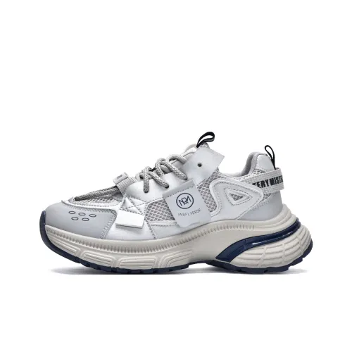 MISTERY Lightweight Height Increasing Low Top Chunky Sneakers Women's
