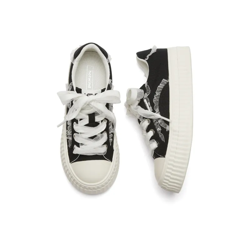 Hotwind Cream Lace Series Low-Top Canvas Shoes Women's-6