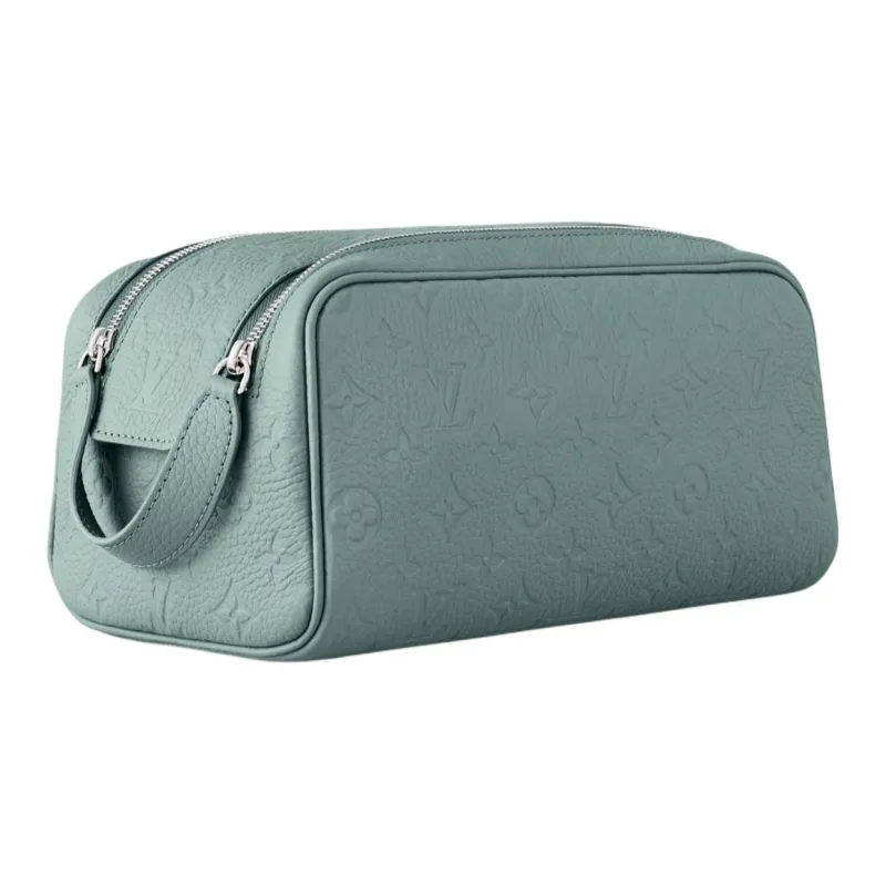 LOUIS VUITTON Dopp Kit-1