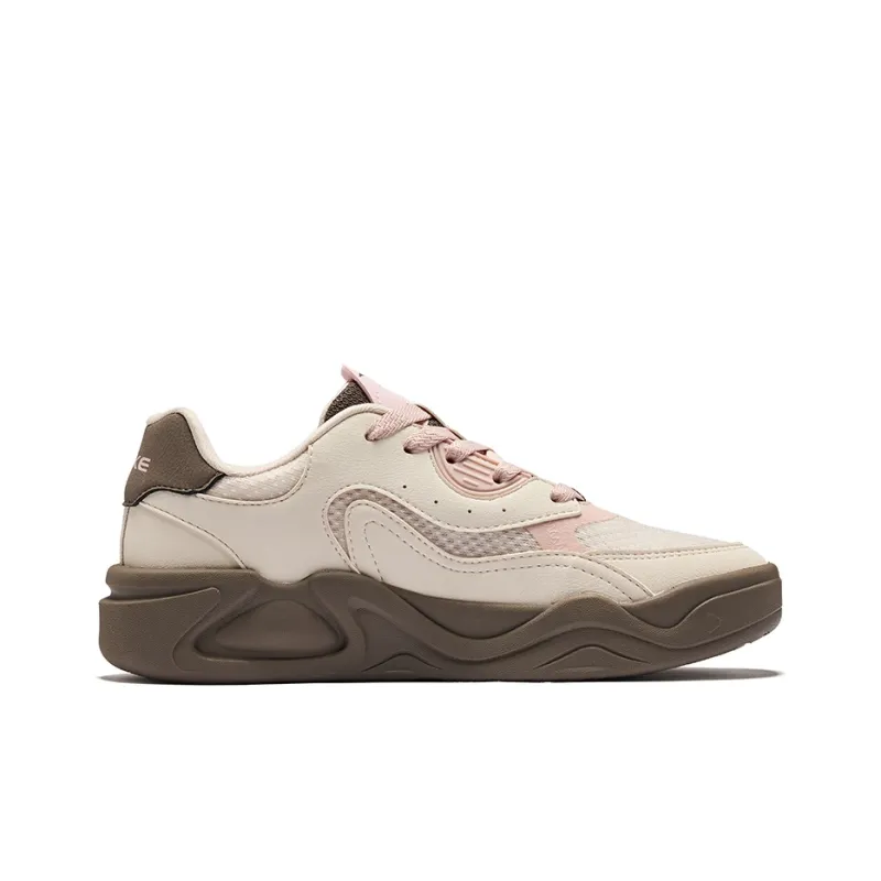 Erke The Clouds Come Anti Slip Wear Resistant Low Top Skateboard Shoes Women's Eggnog Gray Brownstone-1