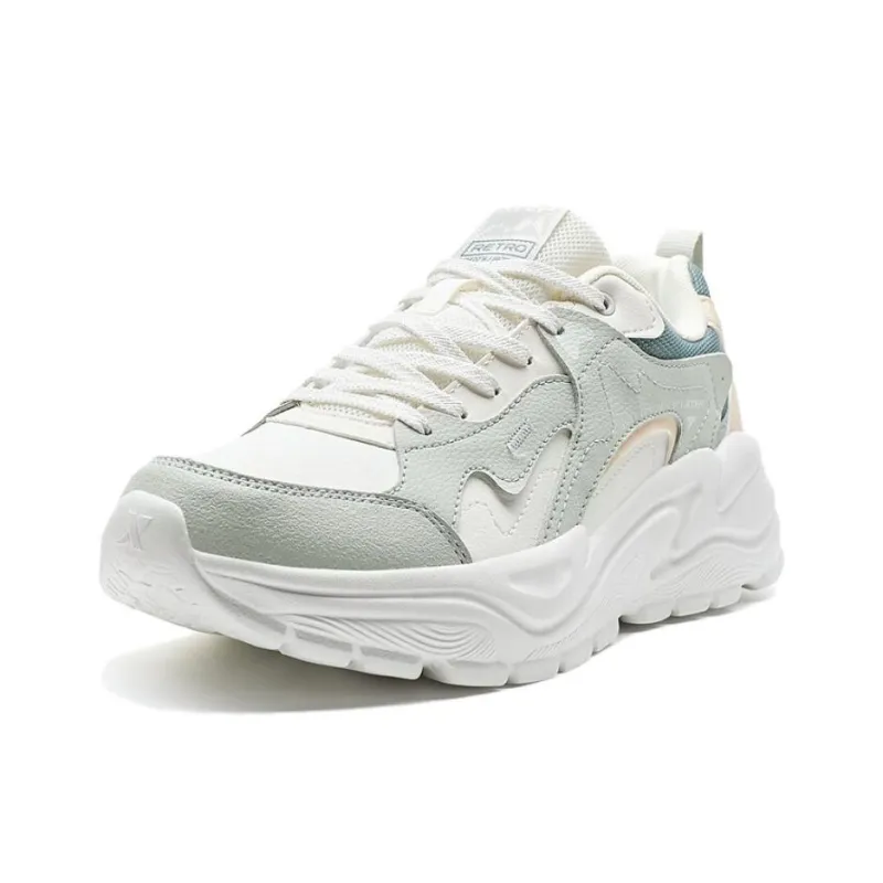 XTEP Liupai Slip Resistant Cushioning Low Top Casual Shoes Women's White Gray-1