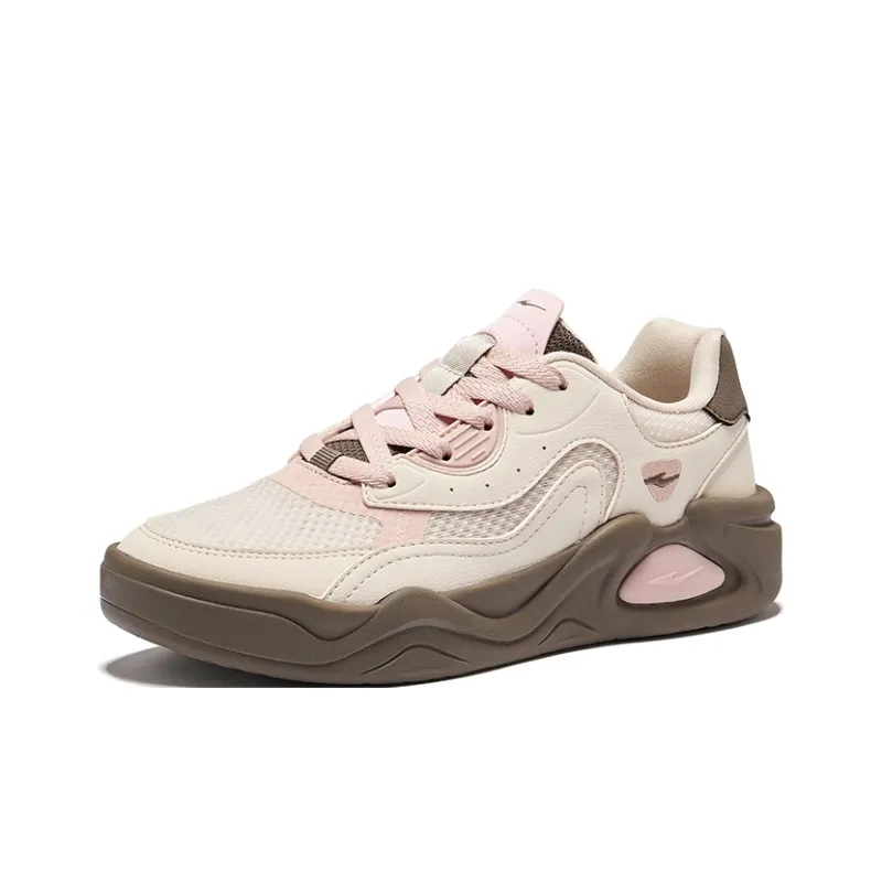 Erke The Clouds Come Anti Slip Wear Resistant Low Top Skateboard Shoes Women's Eggnog Gray Brownstone-2
