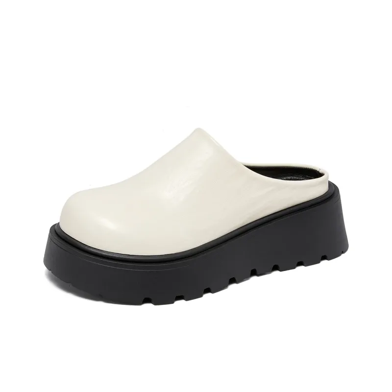 La Chapelle Abrasion Resistant Closed Toe Slippers Women's-7