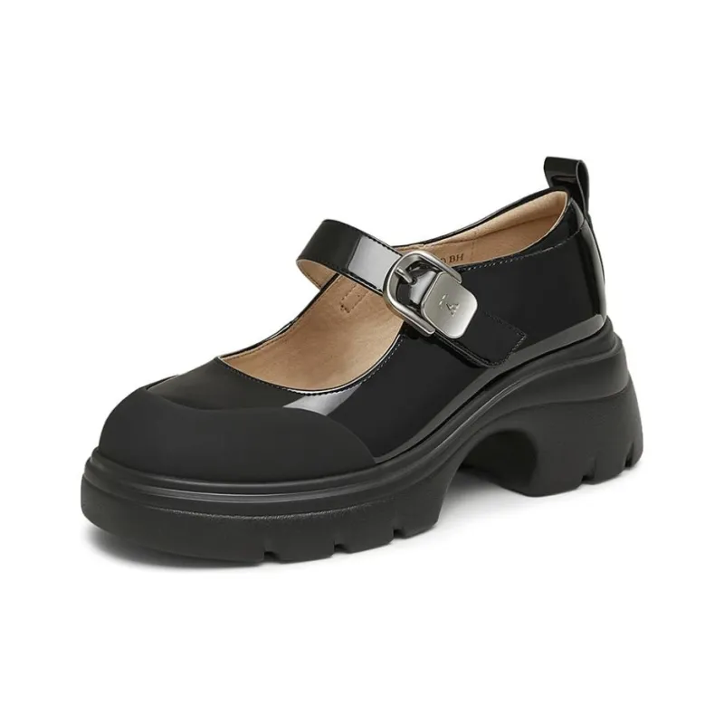 Tata Women's Casual Shoes Women's Black-1