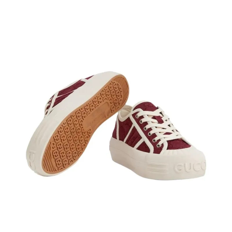 GUCCI Low Top Canvas Shoes Women's Red-5