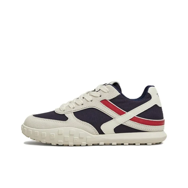 Tata Low Top Casual Shoes Women's-3