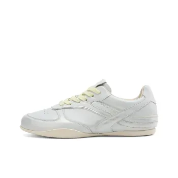 Rosa Bianca Lightweight And Breathable Low Top Skateboard Shoes Women's
