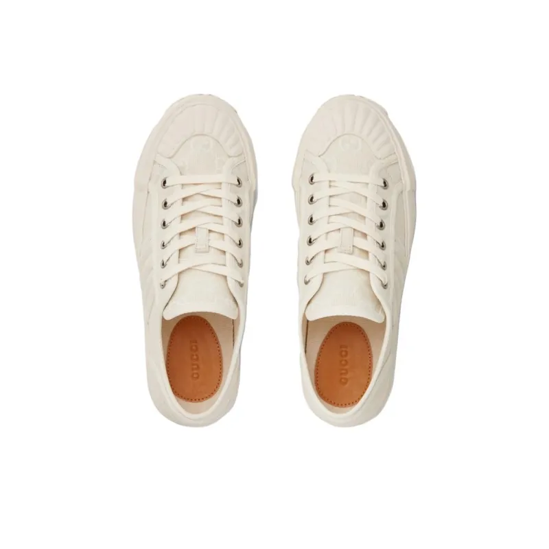 GUCCI Low Top Canvas Shoes Women's White-3