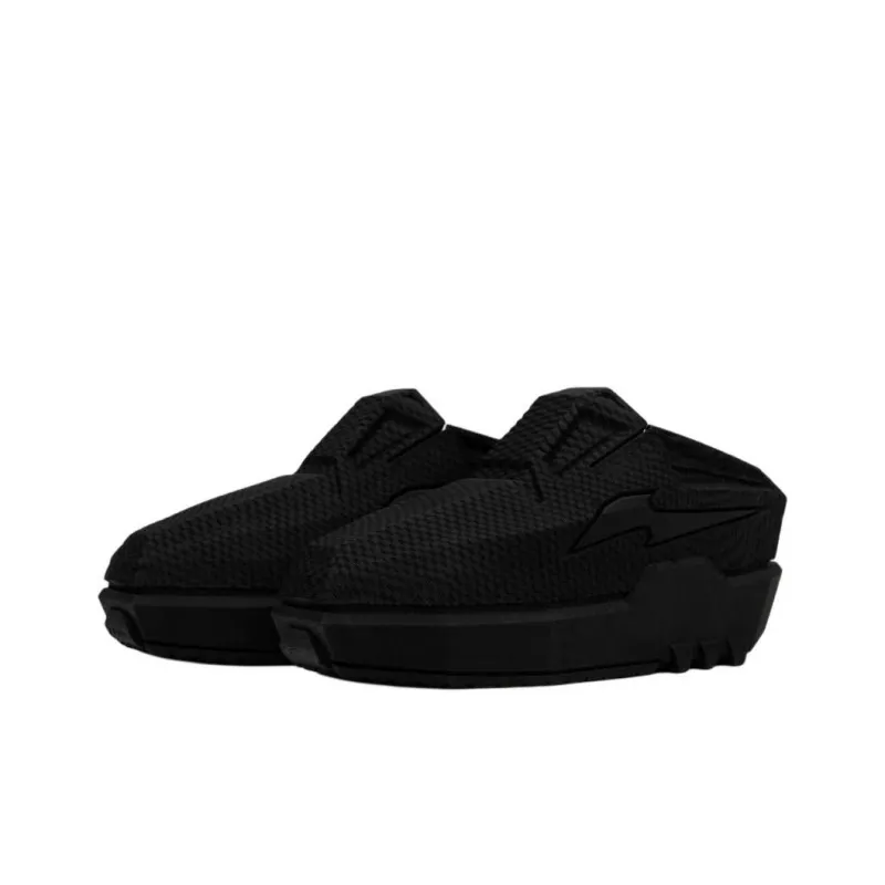 RTFKT’s MNLTH x Nike Anti-Slip Wear-Resistant Low-Top Skateboard Shoes Unisex Black-2
