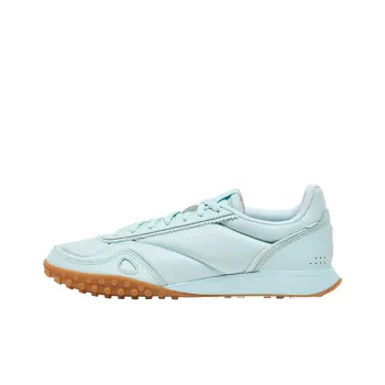 DECATHLON Cushioned Slip Resistant Low Top Outdoor Shoes Women's Celadon Green