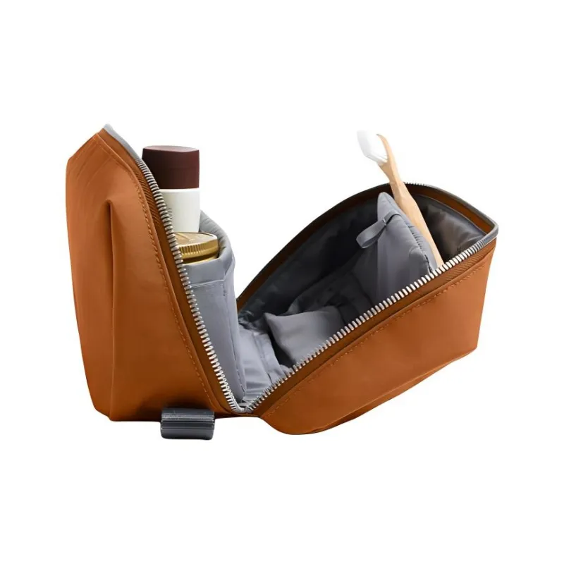 BELLROY Leather Storage Bag, Makeup Bag, Clutch Medium Size Unisex Maple Leaf Brown-3