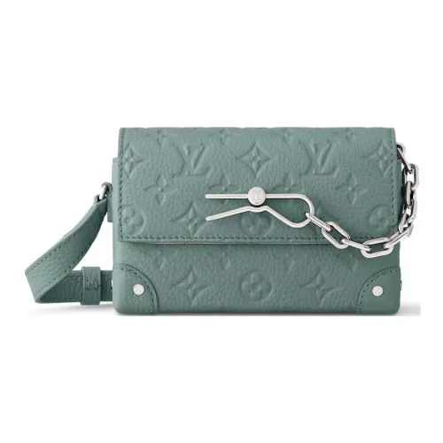 LOUIS VUITTON M83051 Steamer Wearable Wallet
