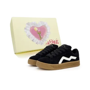 FULLXUAN Trendy Classic Vintage Preppy Style Low Top Skateboard Shoes Unisex Box Included