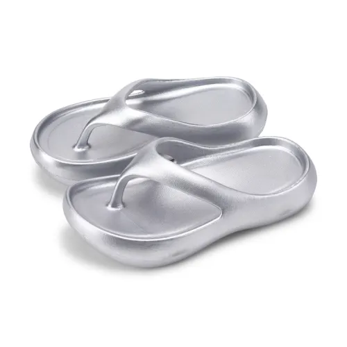 DAPHNE Flip Flops Womens