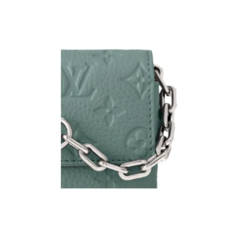 LOUIS VUITTON Steamer Wearable Wallet-4