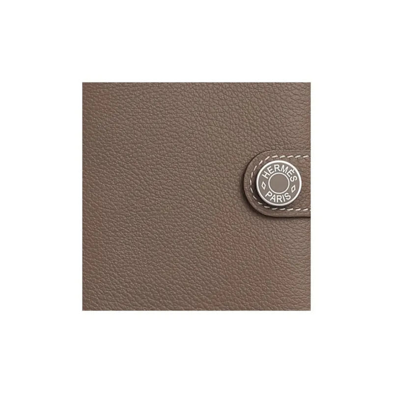 HERMES Evercolor Calfskin Passport Holder Men's Brown-2