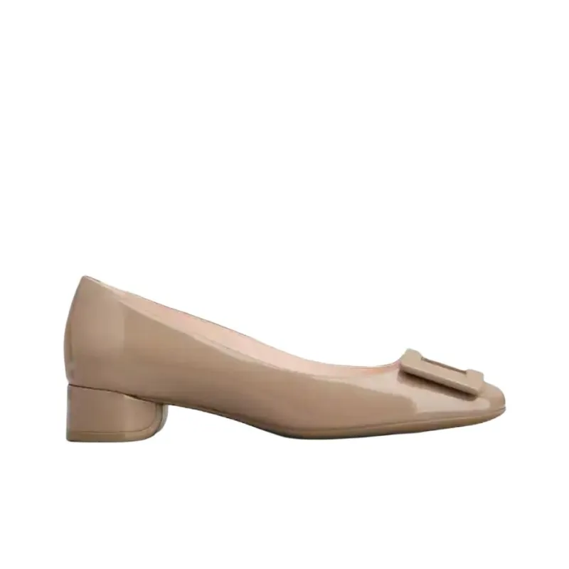 Roger Vivier Casual Single Shoes Women's Beige-1