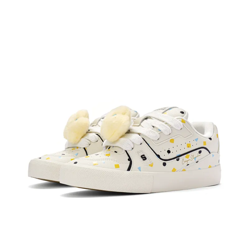 Crayon Shinchan x MINISO Low-Top Skateboard Shoes Unisex Beige Apricot-3