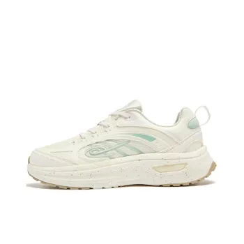 QIAODAN Cushioning, Breathable, Lightweight Low Top Long Distance Running Shoes Women's White Green