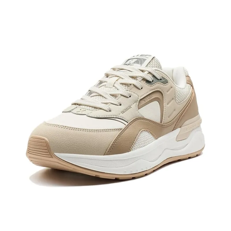 XTEP Wear resistant And Lightweight Low Top Casual Shoes Men's Beige Brown-1