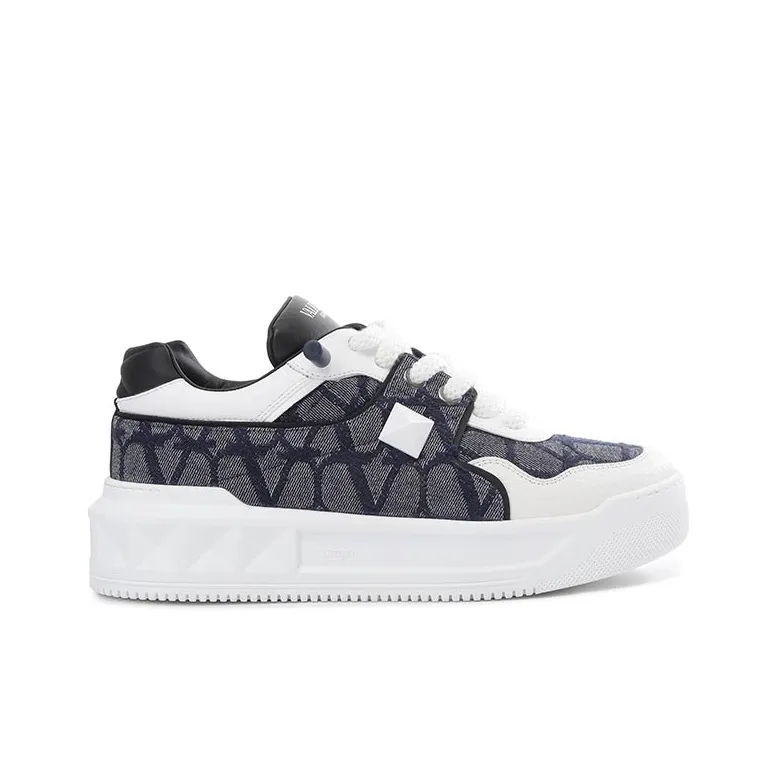 Valentino ONE STUD XL Low Top Skateboard Shoes Men's Denim Blue-1