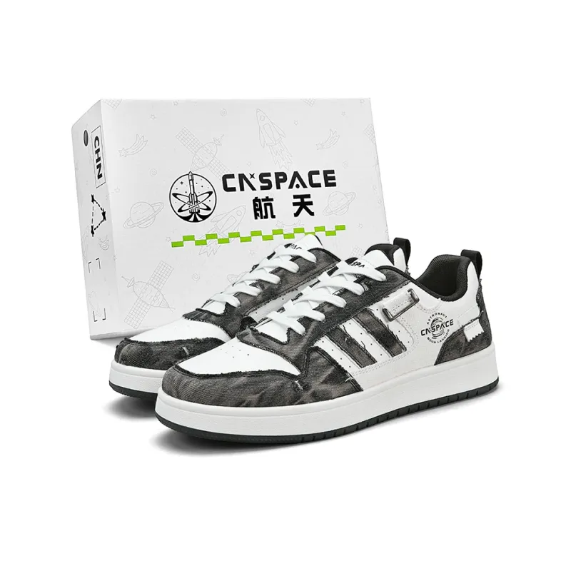 China Aerospace Low-Top Skateboard Shoes Unisex-1