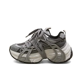 A Poinsettia Princess Low Top Chunky Sneakers Women's