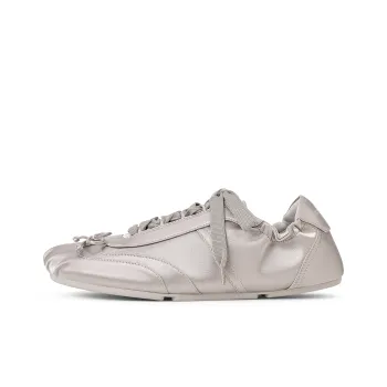 CHARLES&KEITH Small Ck Breathable Low Top Casual Shoes Women's