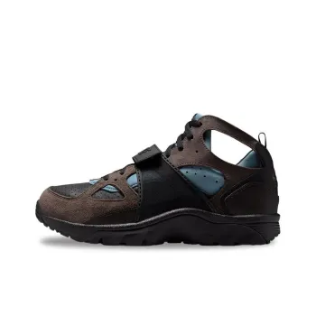 Nike Air Trainer Huarache Anti Slip Wear Resistant Mid Top Vintage Basketball Shoes Unisex Black Brown