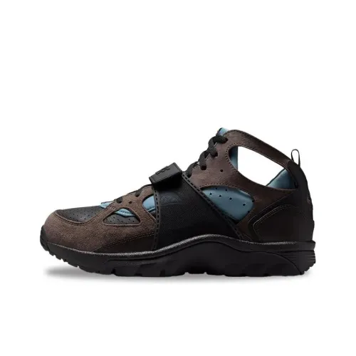 Nike Air Trainer Huarache Anti Slip Wear Resistant Mid Top Vintage Basketball Shoes Unisex Black Brown
