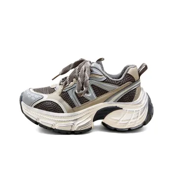 A Poinsettia Princess Low Top Chunky Sneakers Women's