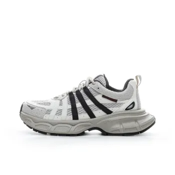 A Poinsettia Princess Chunky Sneakers Women's