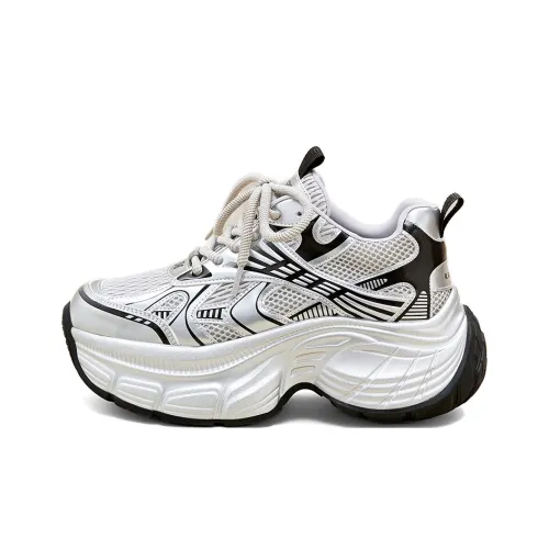 A Poinsettia Princess Low Top Chunky Sneakers Women's