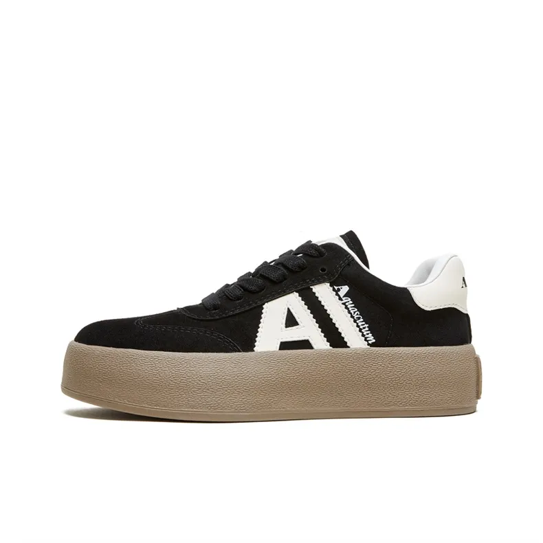 AQUASCUTUM Low Top Skateboard Shoes Women's-0