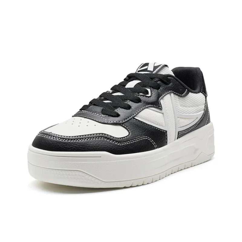 XTEP Air Force One Lightweight Wear-Resistant Height Increasing Low-Top Skateboard Shoes Women's White Black-1