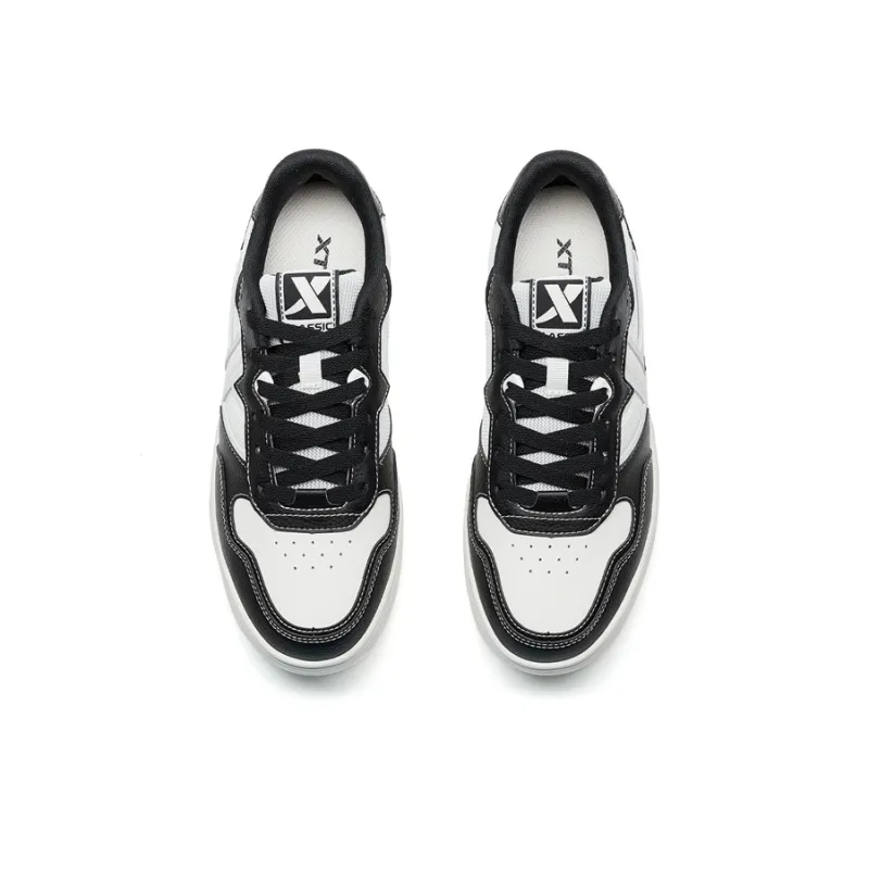 XTEP Air Force One Lightweight Wear-Resistant Height Increasing Low-Top Skateboard Shoes Women's White Black-3