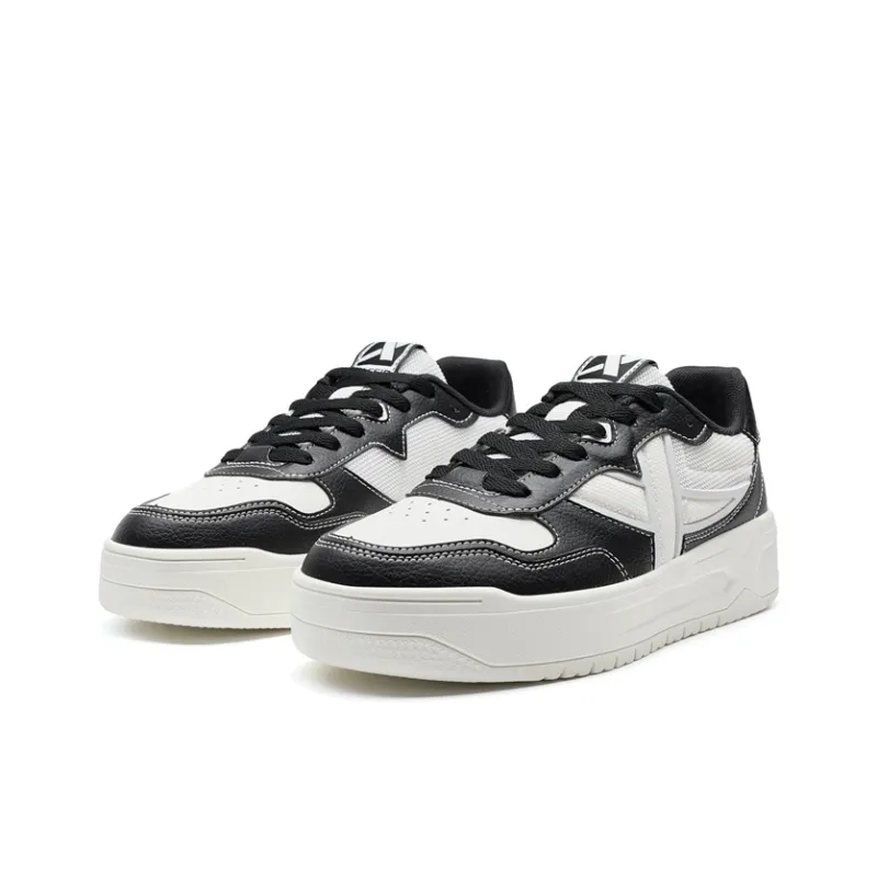 XTEP Air Force One Lightweight Wear-Resistant Height Increasing Low-Top Skateboard Shoes Women's White Black-2