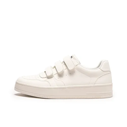 Hotwind Small White Shoes Abrasion Resistant Slip Resistant Skateboard Shoes Men's