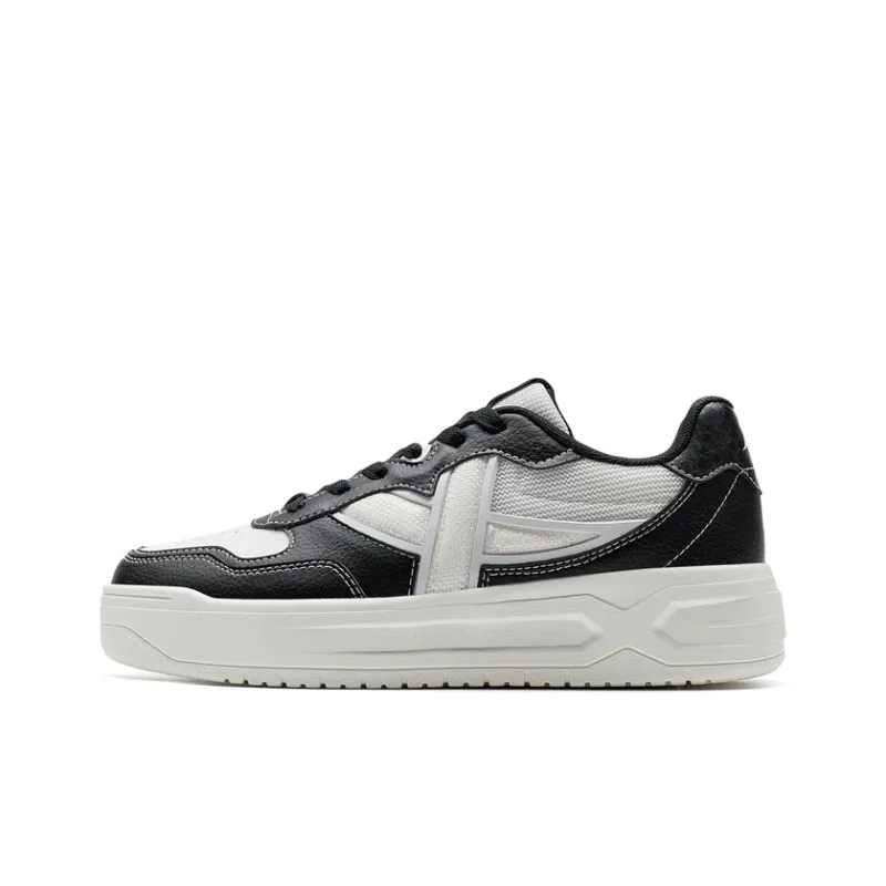 XTEP Air Force One Lightweight Wear-Resistant Height Increasing Low-Top Skateboard Shoes Women's White Black-0