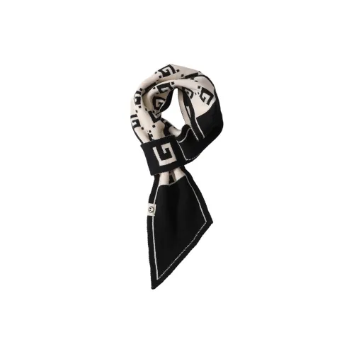 Cranta Komeia Knit Scarves Women's