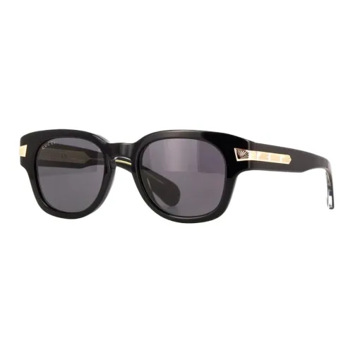 GUCCI Cat Eye Frame Sunglasses