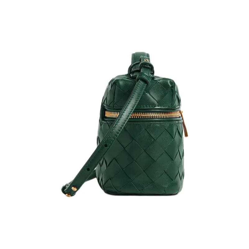 Bottega Veneta Intrecciato Calfskin Makeup Bag Women's Jadeite Green-1