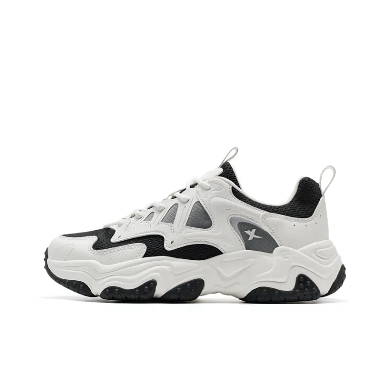 XTEP Nomadic Cushioning Abrasion Resistant Lightweight Low Top Casual Shoes Women's Sail White Black-0