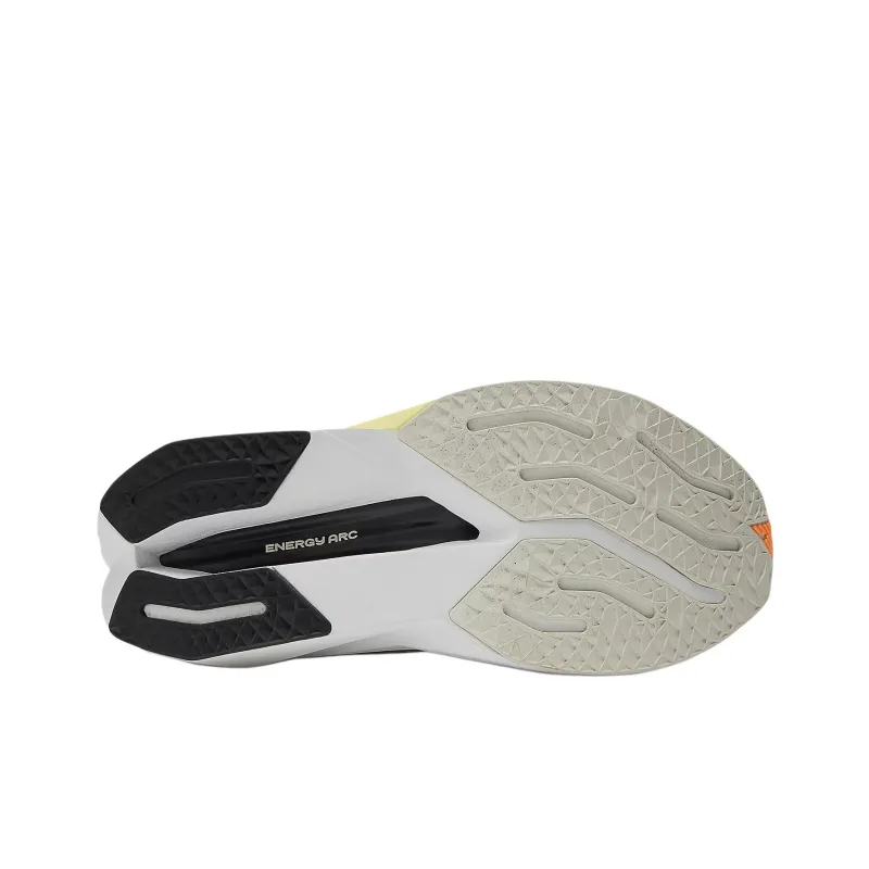 New Balance FuelCell SuperComp Trainer V3 Angora Hot Mango-4