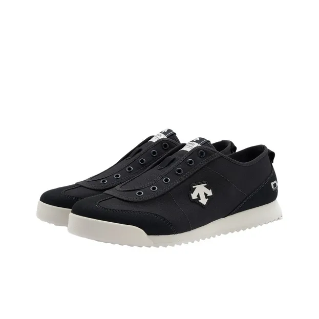 DESCENTE Abrasion Resistant Low Top Casual Shoes Men's Black-1